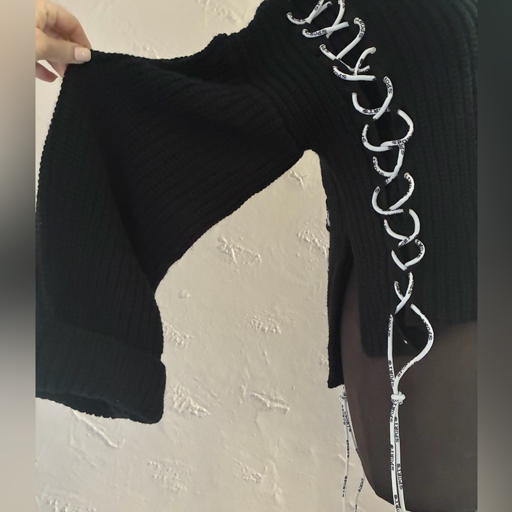 Sweater - Picture 9 of 10